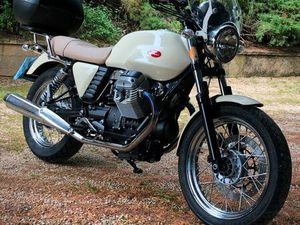 GUZZI V7 CLASSIC