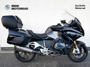 BMW R 1250 RT LE FINANCE AVAILABLE. BLACK