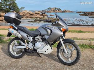 HONDA VARADERO 125