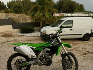 KAWASAKI KXF 250