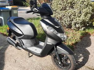 SCOOTER PEUGEOT KISBEE