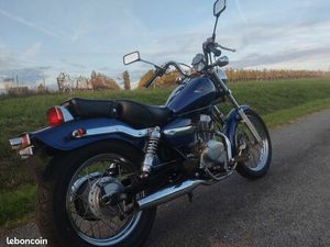 HONDA REBEL 125 TRÈS BON ÉTAT