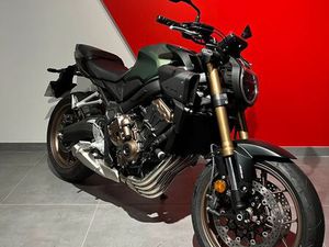 HONDA CB650R E-CLUTCH