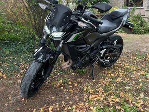 KAWASAKI Z 500