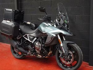 SUZUKI - V-STROM 800