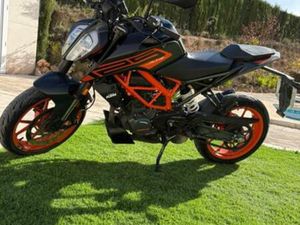 KTM - DUKE 125 CC
