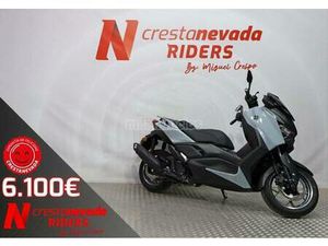 YAMAHA - XMAX 125