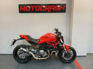 DUCATI - MONSTER 821