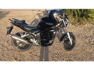 HYOSUNG - GT 125 COMET