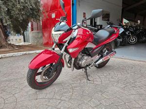 SUZUKI - INAZUMA 250