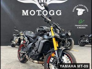 YAMAHA - MT 09