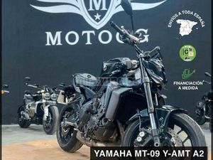 YAMAHA - MT 09