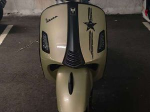 VESPA GTS 300 HPE 75TH JAHRE EDITION