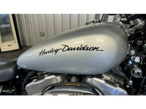 2014 HARLEY-DAVIDSON® XL883L - SPORTSTER® SUPERLOW®