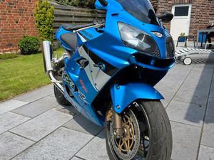 KAWASAKI ZX9R ZX900EFA LETZTE SERIE