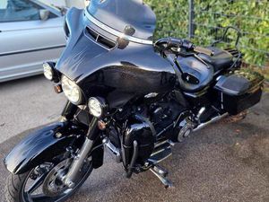 HARLEY-DAVIDSON CVO STREET GLIDE FLHXSE