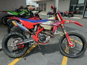 2023 BETA MOTORCYCLES 390 RR