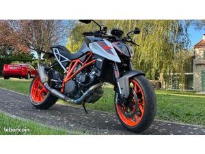 KTM 1290 SUPERDUKE R