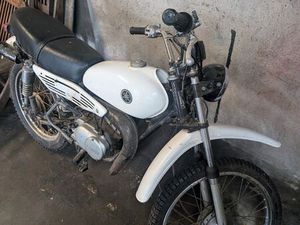 YAMAHA DT 50
