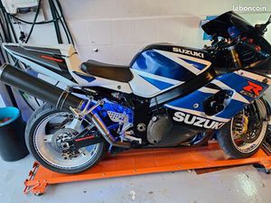 ?️ SUZUKI GSXR 1000 – 2003 – TRÈS BON ÉTAT + NOMBREUX ACCESSOIRES