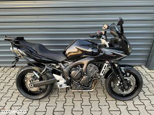 YAMAHA FZ6