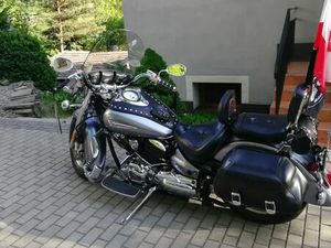 YAMAHA V STAR