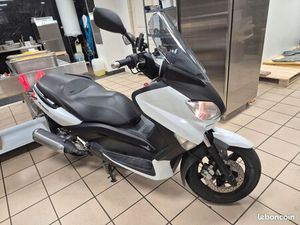 YAMAHA X.MAX 250