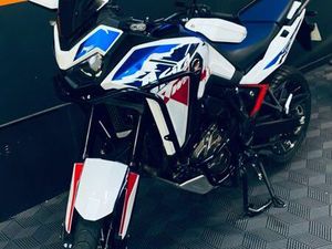 AFRICA TWIN 1100 ES 2024