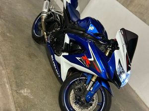 SUZUKI GSXR 600