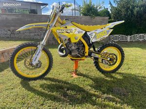 SUZUKI 250 RM 2003