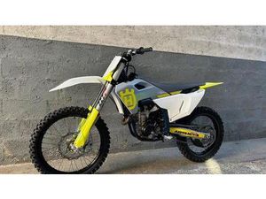 VENDO HUSQVARNA FC 250 (2024) USATA A MASLIANICO (CODICE 9877514) - MOTO.IT