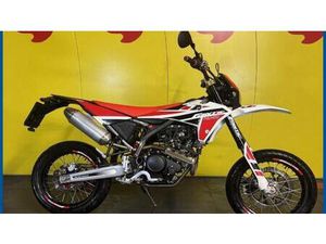 VENDO FANTIC MOTOR XMF 125 MOTARD COMPETITION 4T (2021 - 22) USATA A CASTIGLIONE OLONA (CODICE 9877393) - MOTO.IT