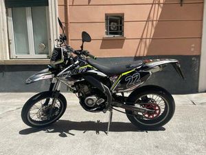 VENDO HM CRM F125 X DERAPAGE 4T USATA A GENOVA (CODICE 9877247) - MOTO.IT