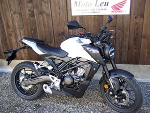 HONDA CB 125 R, NAKED, IMMATRICULATION D’UN JOUR, CHF 5'650.-