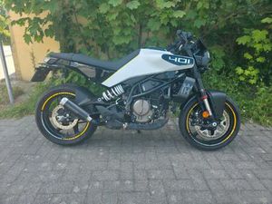 ② HUSQVARNA VITPILEN 401 2024