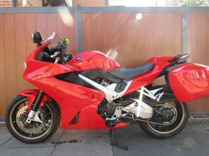 HONDA VFR 800 F ONLY 15230 MILES * FULL SERVICE HISTORY * ONE OWNER FROM NEW *