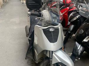 VENDO KYMCO PEOPLE 125 E3 (2007 - 16) USATA A CORSICO (CODICE 9876869) - MOTO.IT