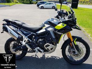 TRIUMPH TIGER 900 RALLY PRO BLACK WEEKS DEAL