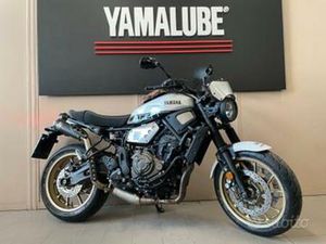 YAMAHA XSR 700 LEGACY