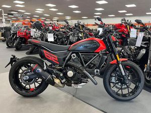 DUCATI SCRAMBLER 800 FULL THROTTLE A2 VERSAND AB 199 €