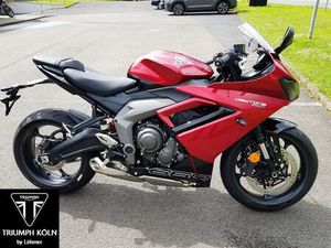 TRIUMPH DAYTONA 660 BLACK WEEKS DEAL