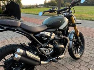 TRIUMPH SCRAMBLER 400 X INSPEKTION NEU 11/25 KHAKIGRÜN