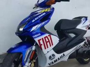 YAMAHA AEROX 50 VR46 2011
