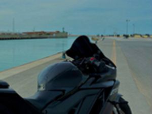 YAMAHA R3 2024 - NERA - 18.000 KM - SCARICO MIVV S