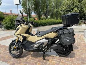 HONDA X-ADV BEIGE