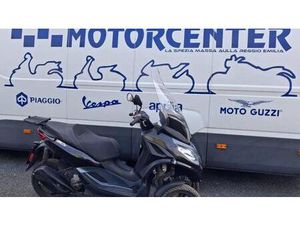 VENDO PIAGGIO MP3 300 IE SPORT/BUSINESS (2018 - 19) USATA A GENOVA (CODICE 9876971) - MOTO.IT