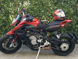 MV AGUSTA RIVALE 800 RIVALE CARBON EDITION ROSSO