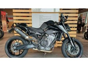 VENDO KTM 890 DUKE R (2022 - 23) USATA A TREVIGLIO (CODICE 9877655) - MOTO.IT