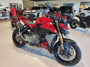 DUCATI STREETFIGHTER V2 RED MY2026 35KW DEPOTENZIATA PATENTE A2 ROSSO