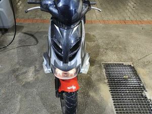 APRILIA SR 50 NA GAŹNIKU BIALYSTOK DOJLIDY GÓRNE